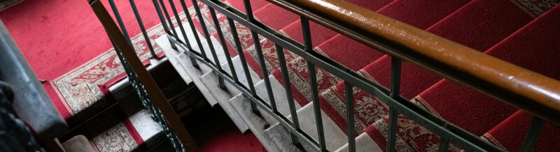 Stufenteppiche kaufen | Große Auswahl für mehr Sicherheit und Stil